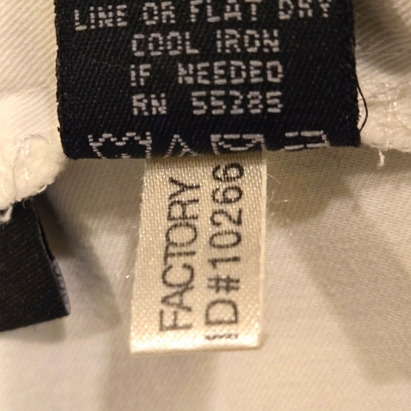 Express White Stretch Fabric Flat Front 2 Back Pockets Women size 5/6 (28 waist) - Picture 12 of 15